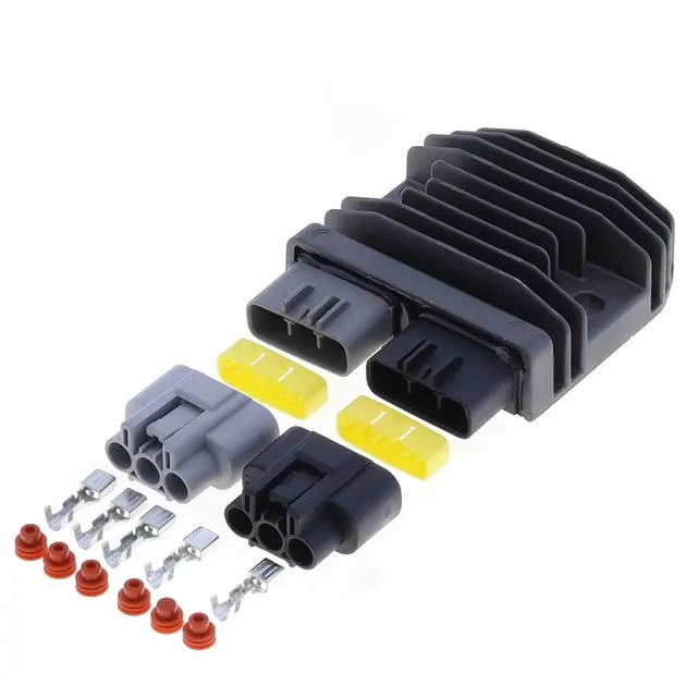 Regulator napięcia (z wtyczkami) Aprilia ETV 1200 Caponord, BMW F 750/850 GS, F 900 R/XR, R 1200/1250 GS/R/RS/RT, Yamaha FJR 1300 Athena S410250401002 Nowość