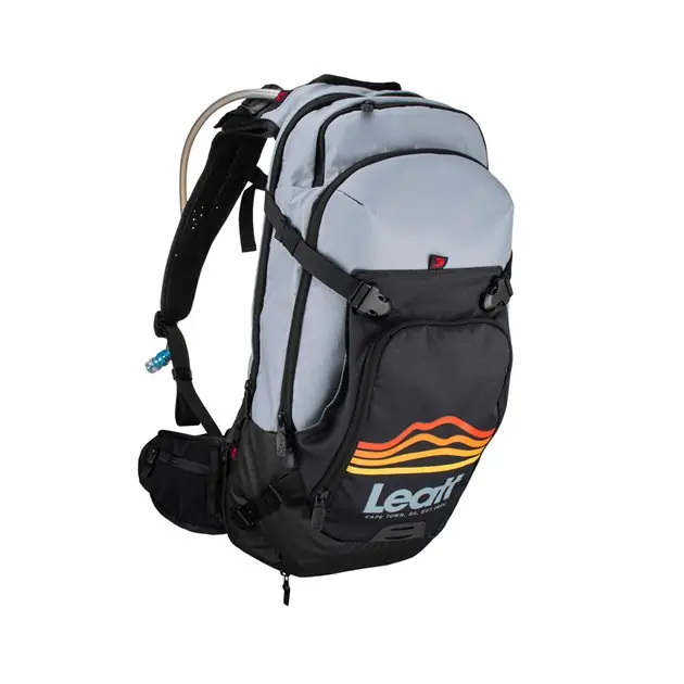 Camel bag (plecak) z systemem hydracyjnym MTB XL 1.5 HYDRATION (1,5L płyn, 20L cargo) Titanium Rozmiar XS-XXL Leatt 7023051200 Tylko do końca tygodnia