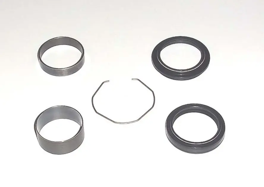 Zestaw naprawczy przedniego zawieszenia na 1 lagę Honda CR125, XR650R, Kawasaki KX125/250, Suzuki RM250, Yamaha YZ125/250 46mm FRK-903R Nowość