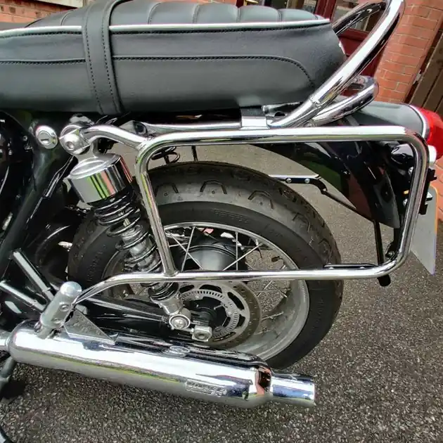 Bezpieczna płatność Stelaż kufrów bocznych Triumph Bonneville T 100 / Black 2017-2025 Hepco Becker 6537559 00 02